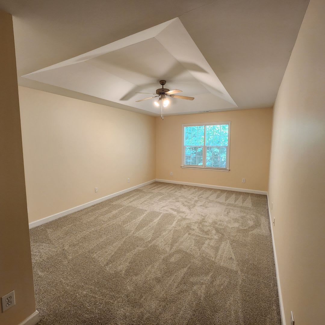 Spacious Townhome for Rent – photo 4