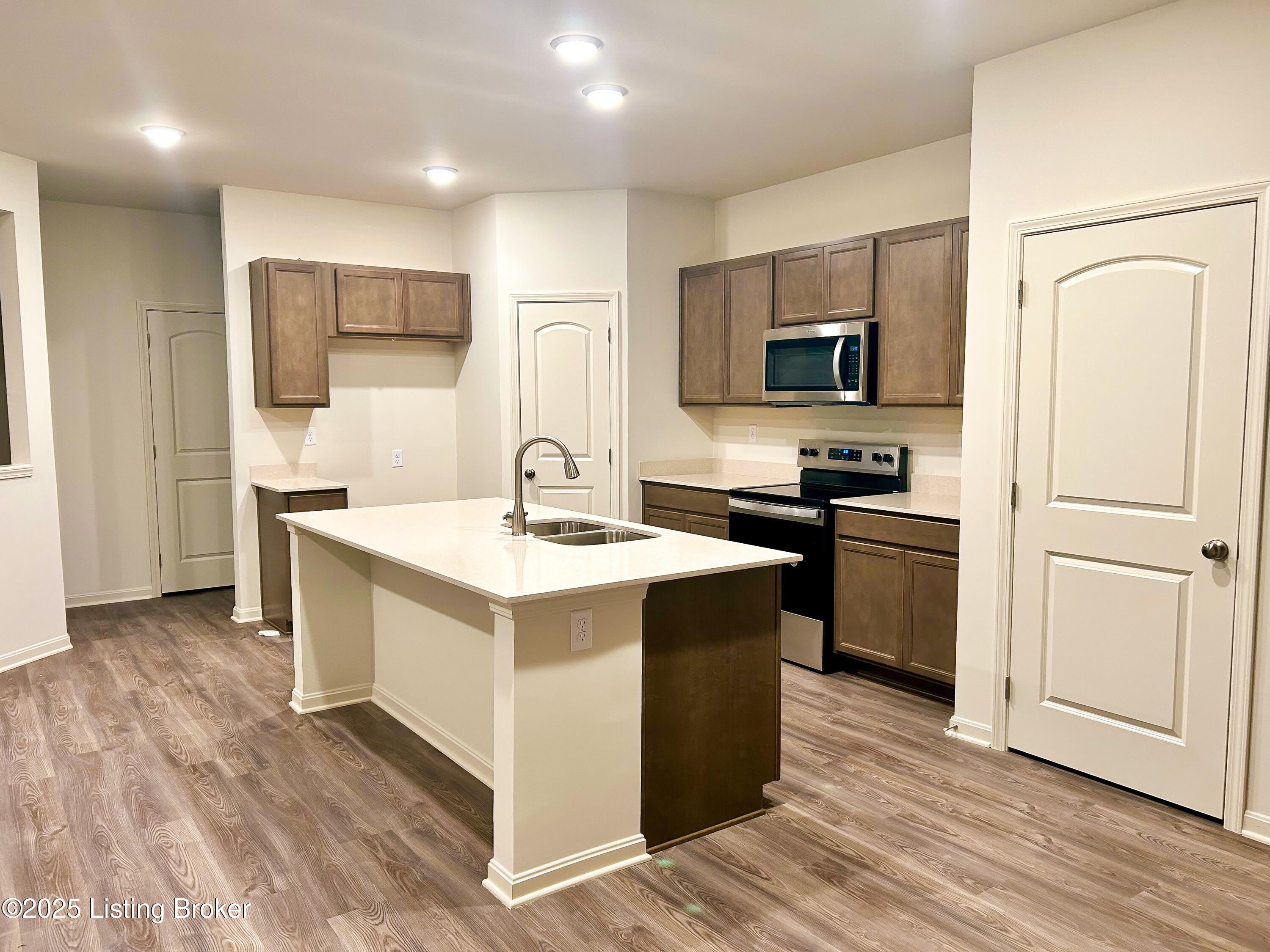 6509 Fair Ridge Ln – photo 2