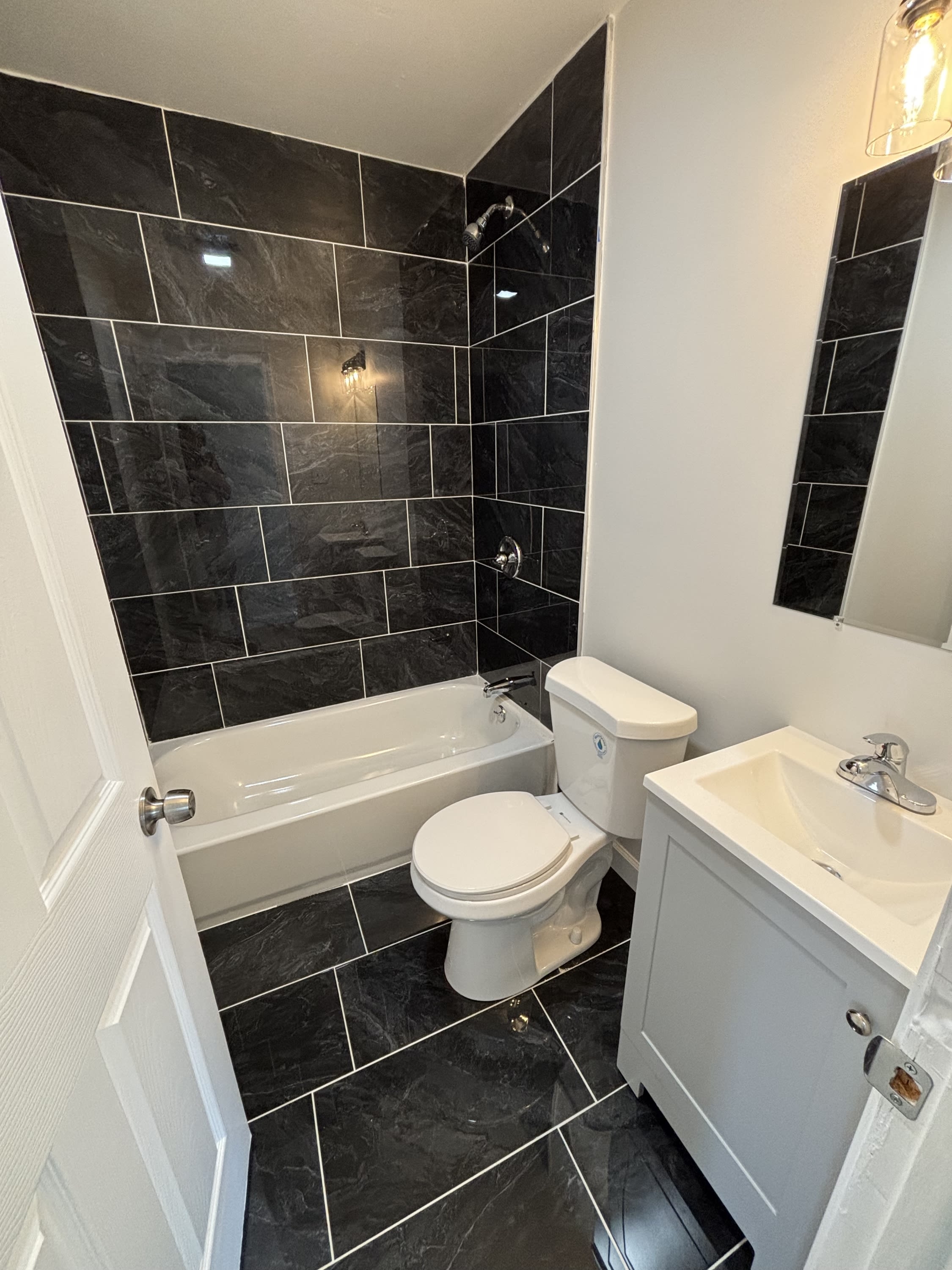 2395 Jennings St – photo 3