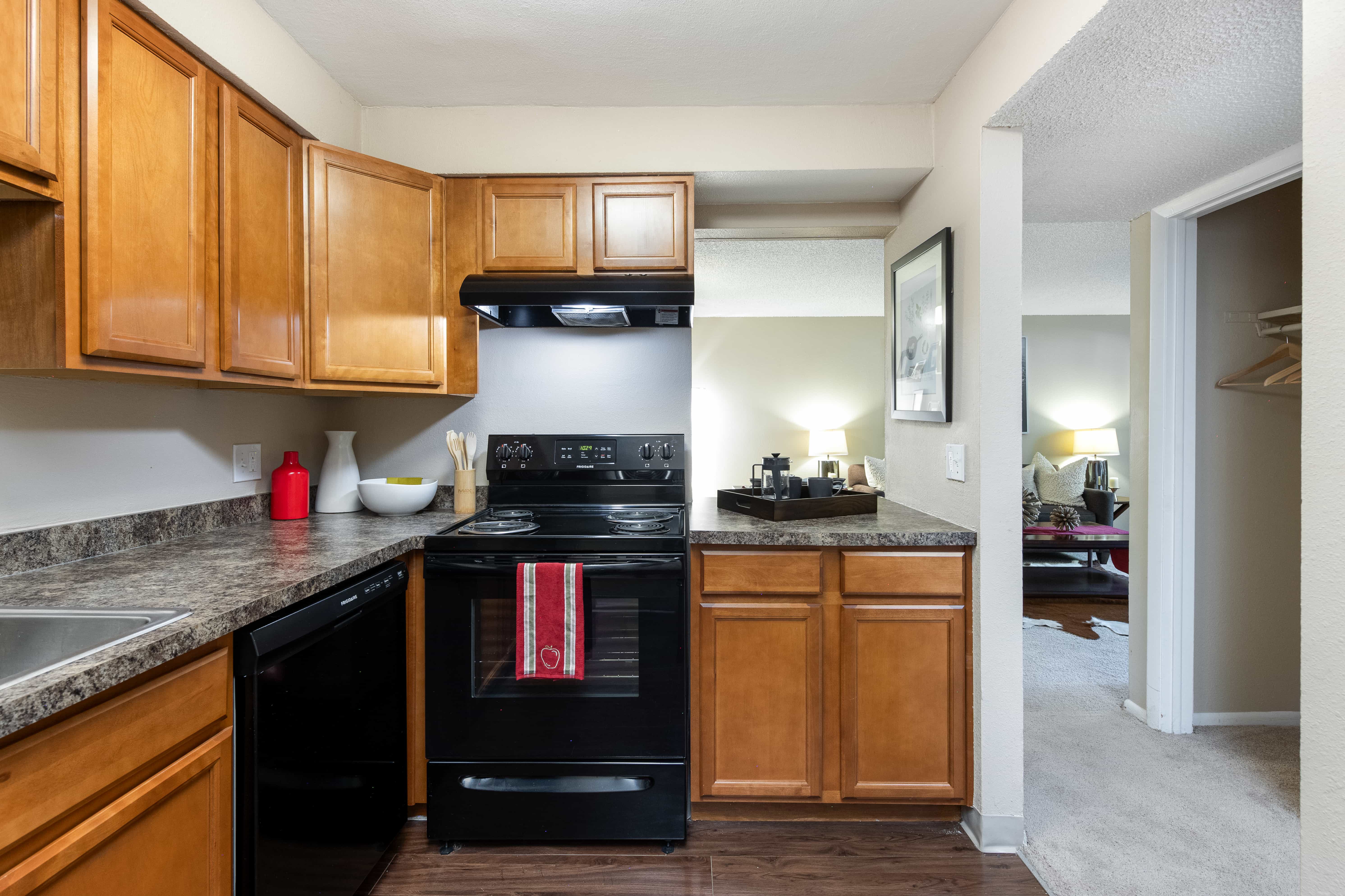 Webster Lake Apartments – photo 5