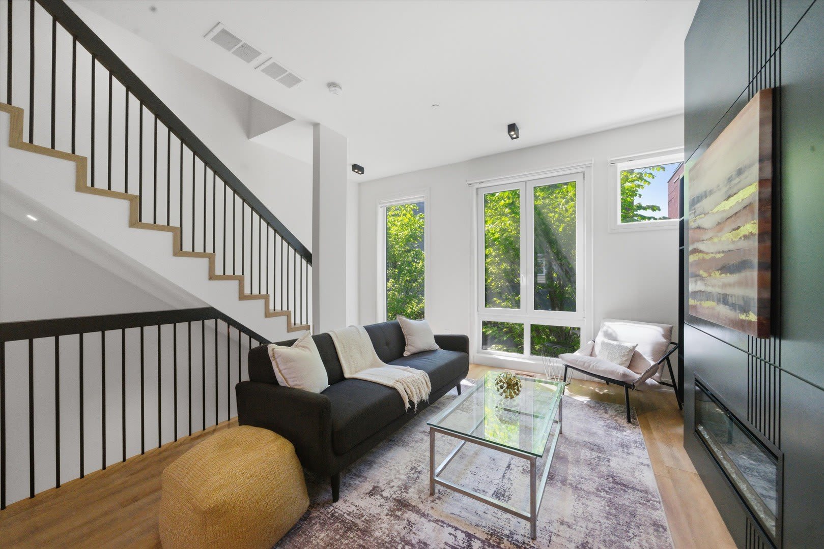 4216 W Belmont Avenue – photo 5