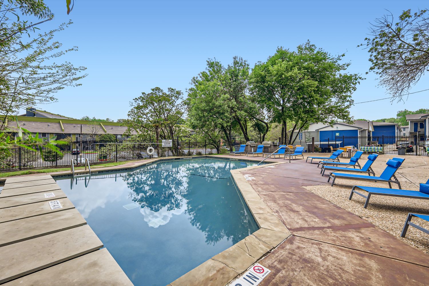 Element Austin Apartments – photo 4
