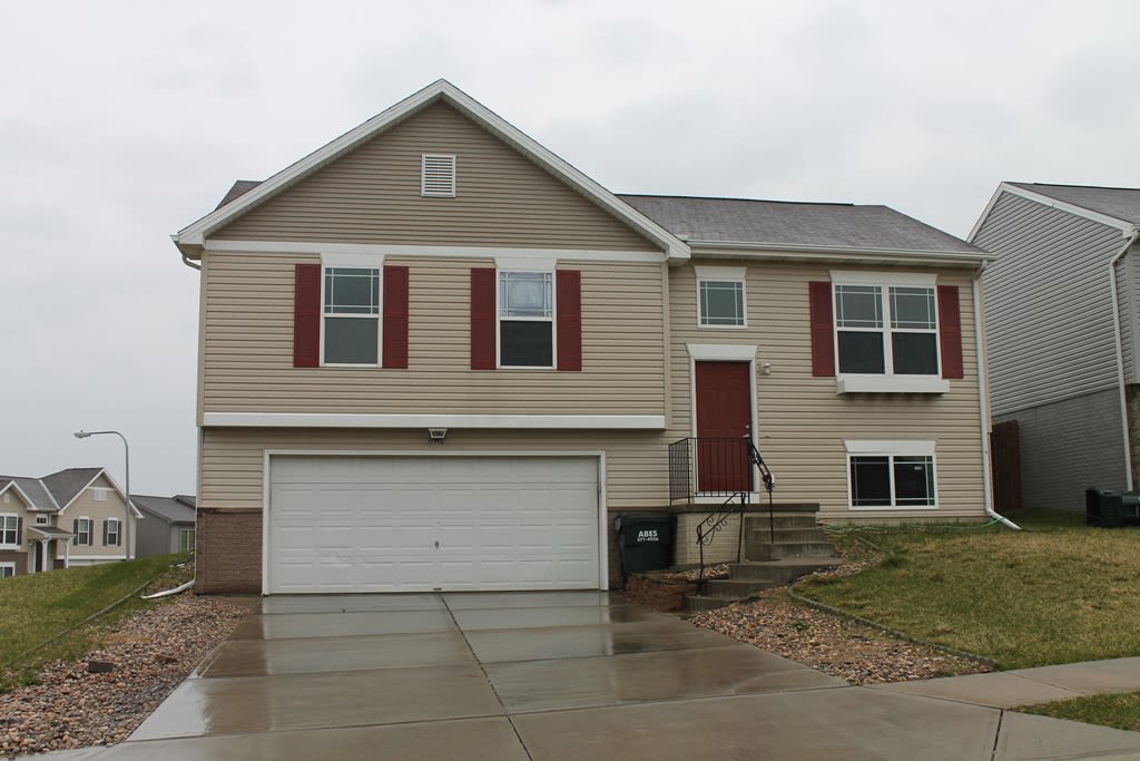 6960 N 89th St – photo 1
