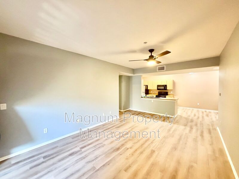 24909 Madison Ave – photo 5