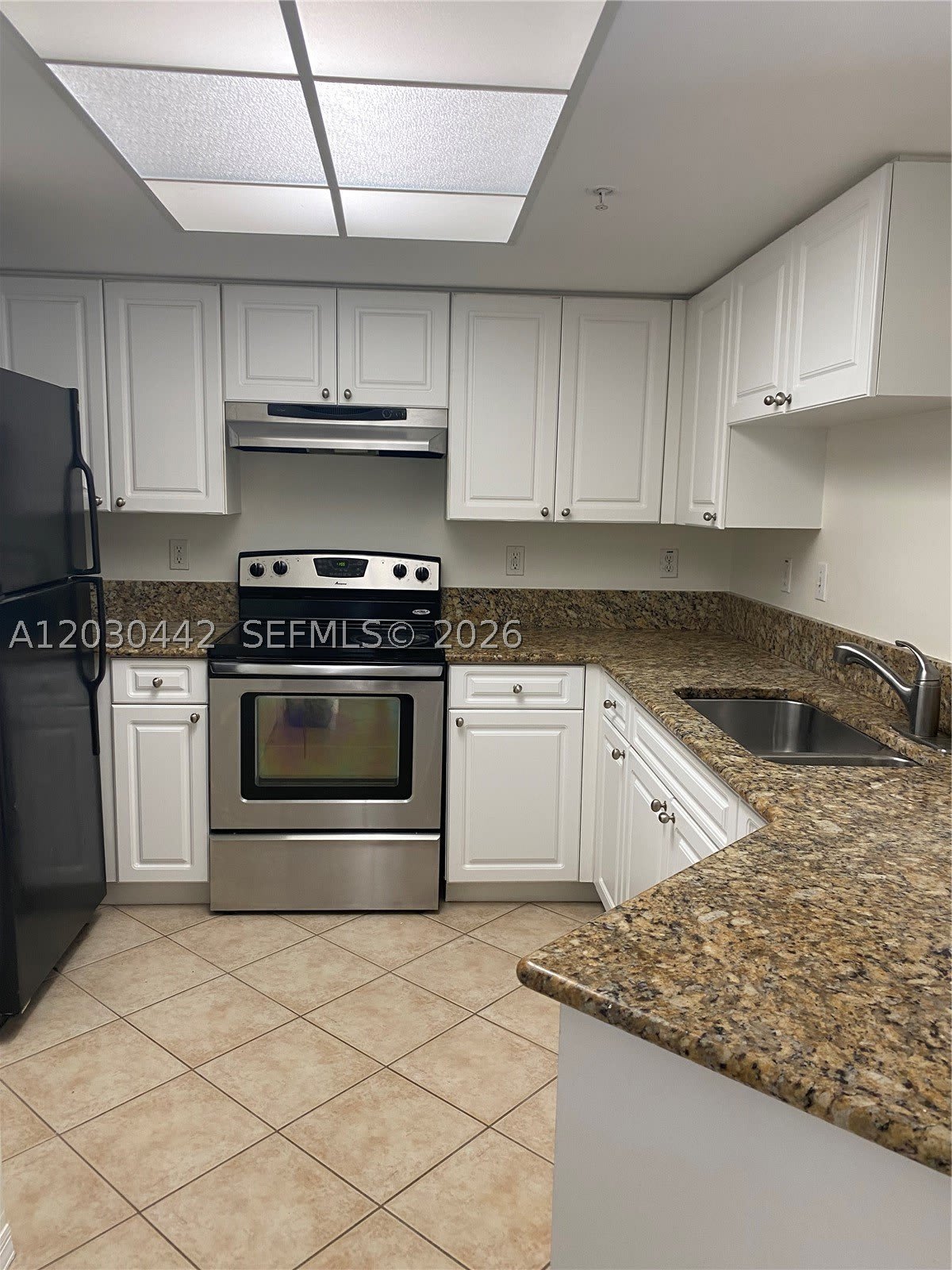 300 Crestwood Ct N – photo 3