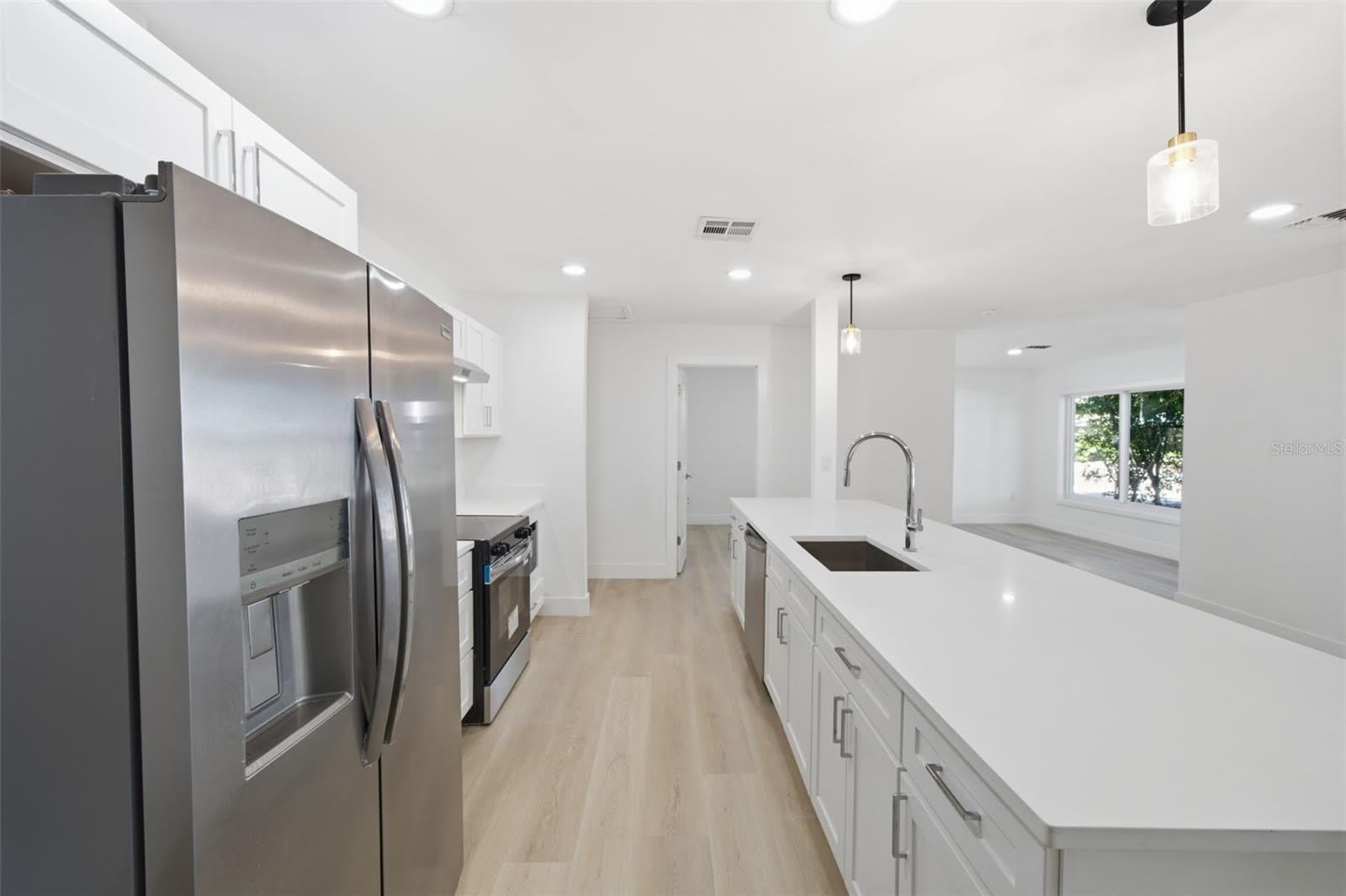 2317 GROVE Street – photo 5