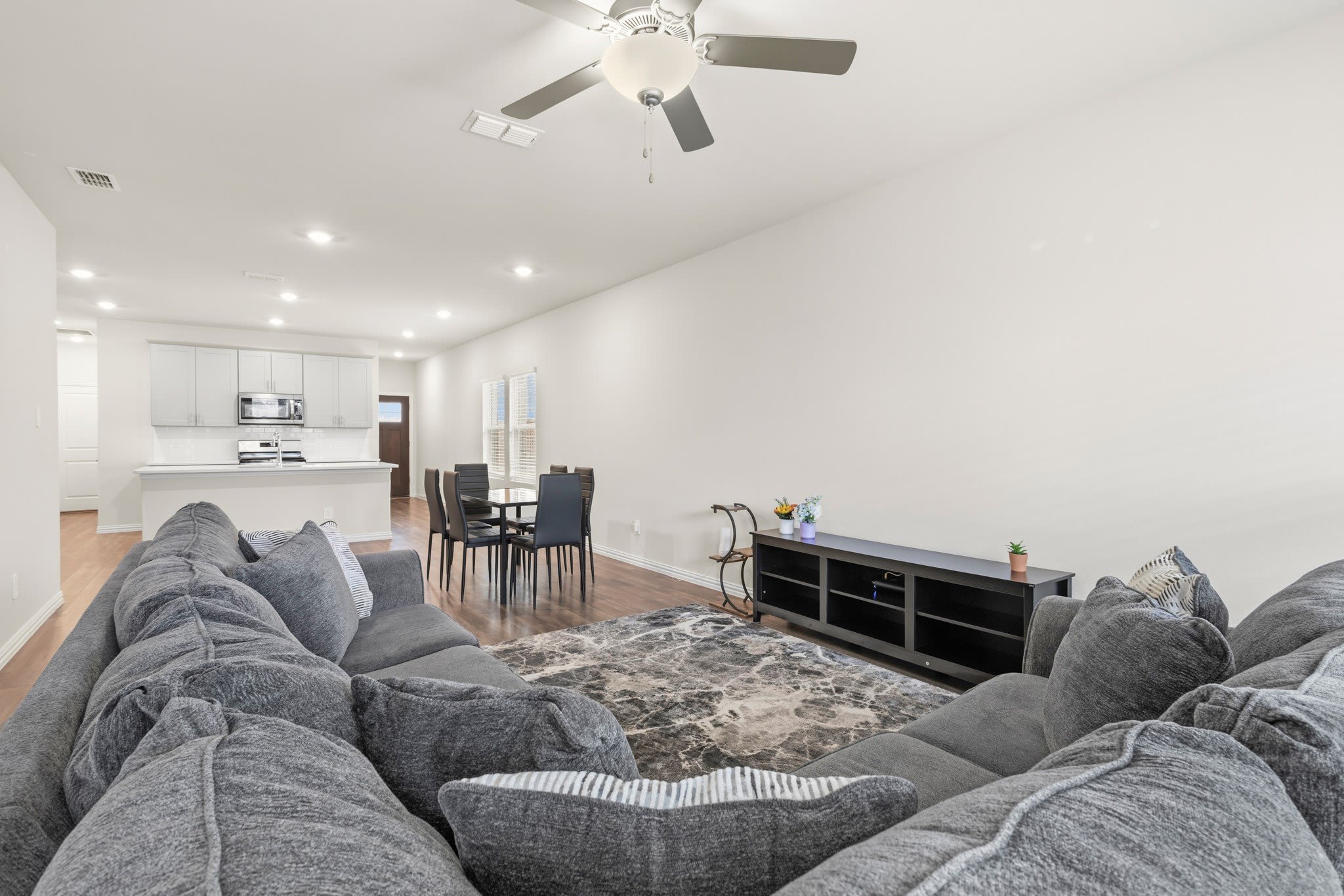 206 Goosewood Drive – photo 4