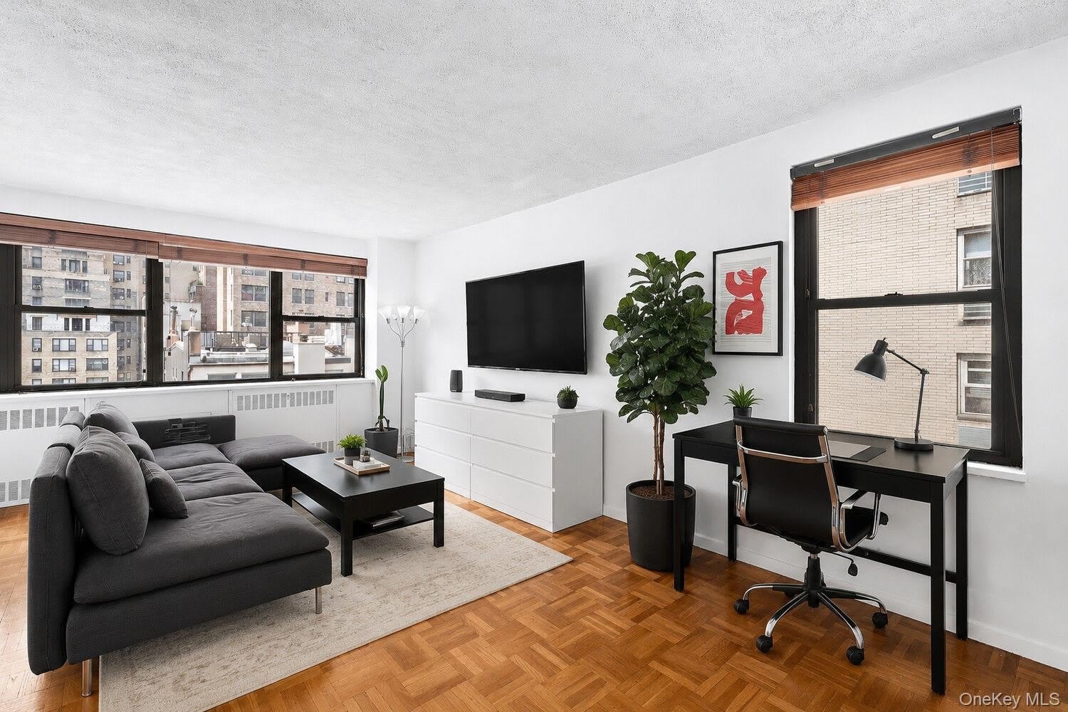 110 E 36TH Street – photo 1