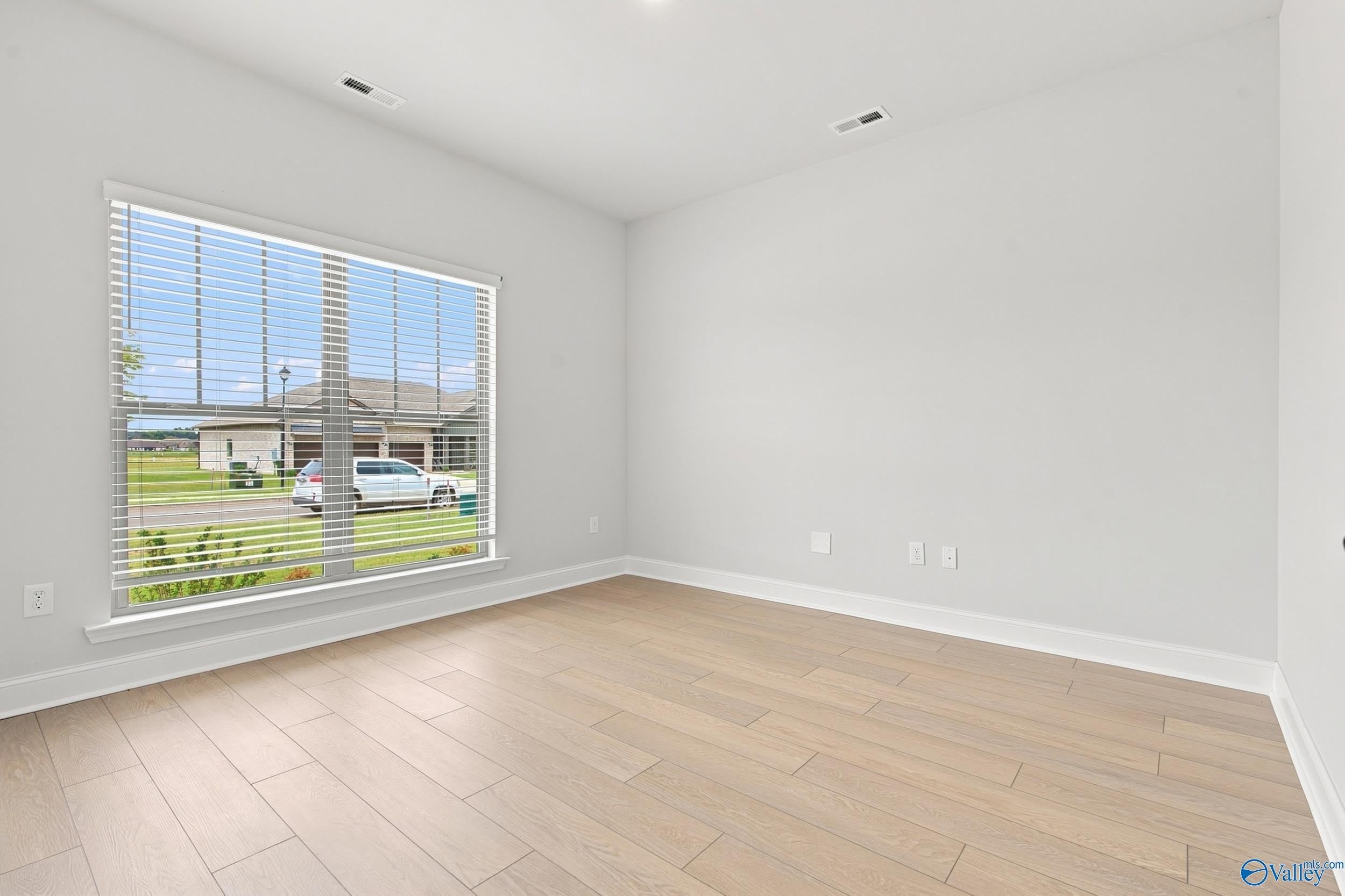 22882 Ansley Drive – photo 5
