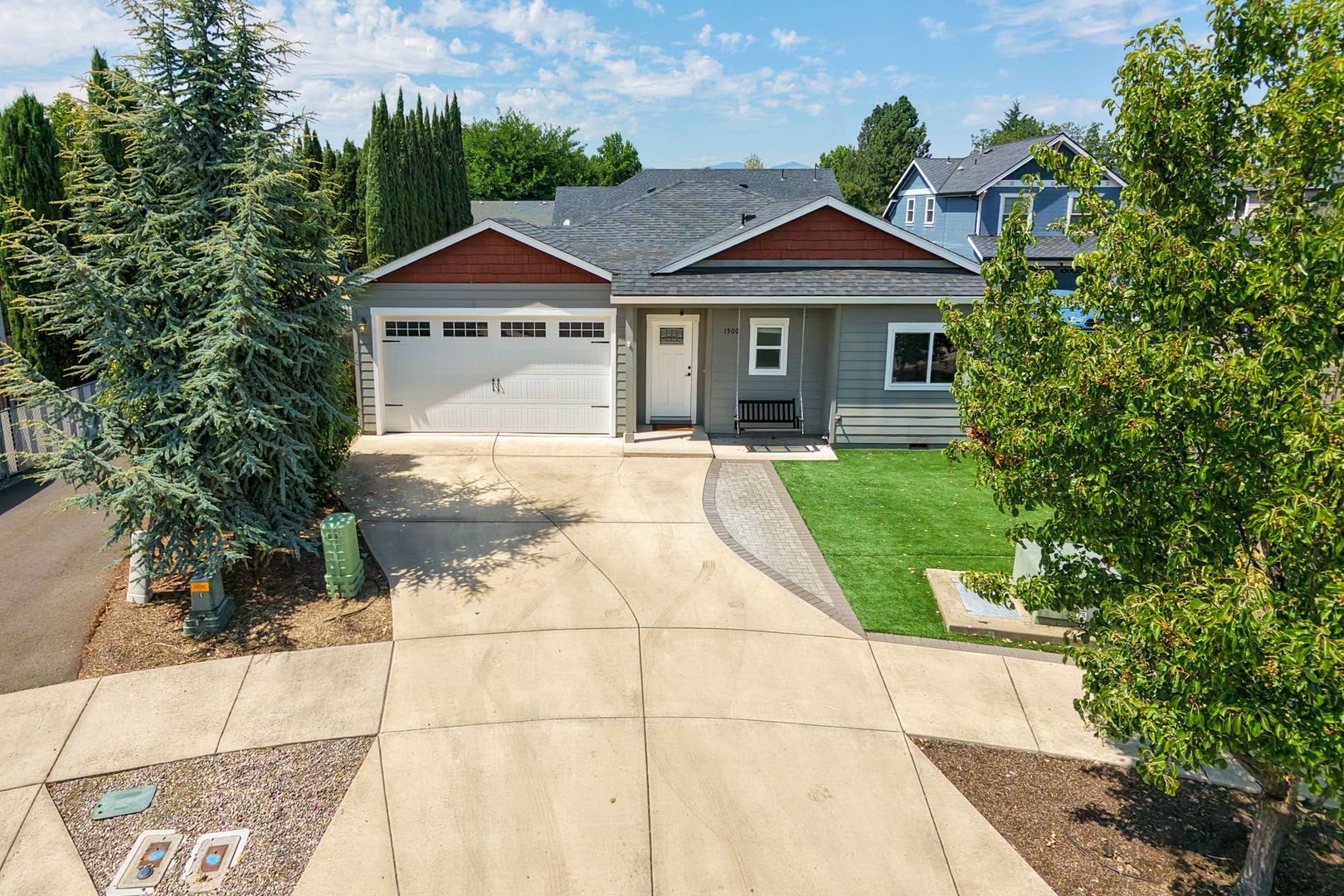 Newer 3 Bedroom 2 Bathroom Home in a Nice Neighborhood – photo 1