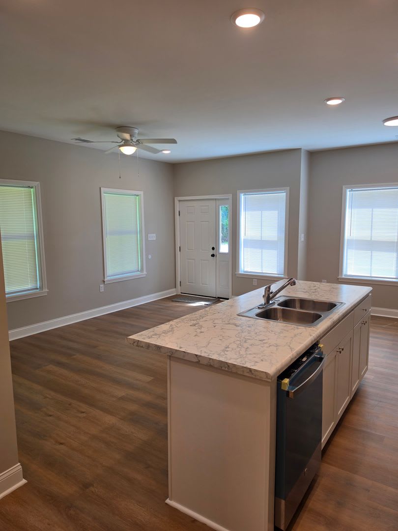 Charming 3 bed, 1.5 bath – photo 5