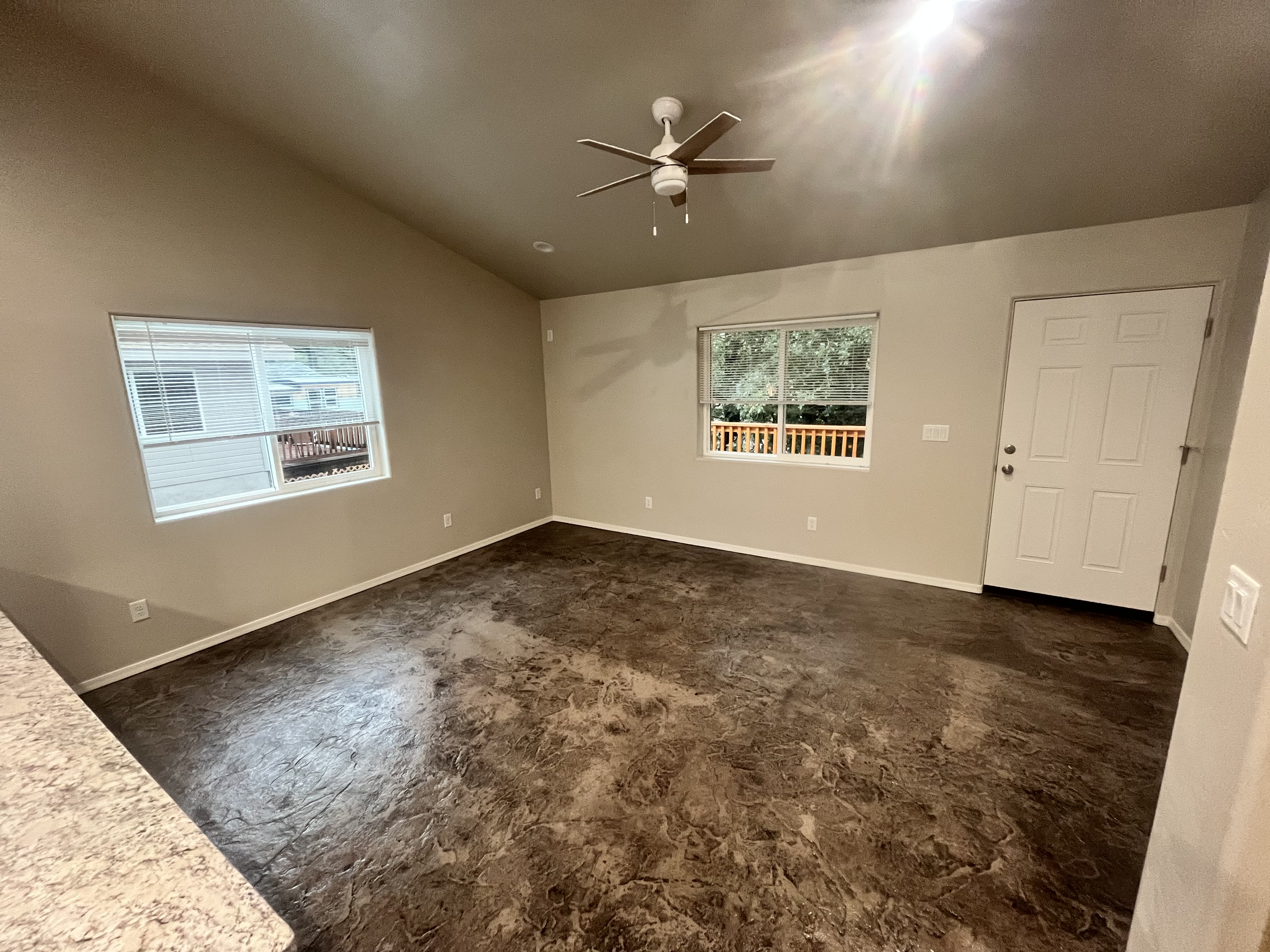1705 East Arrowhead Avenue – photo 3