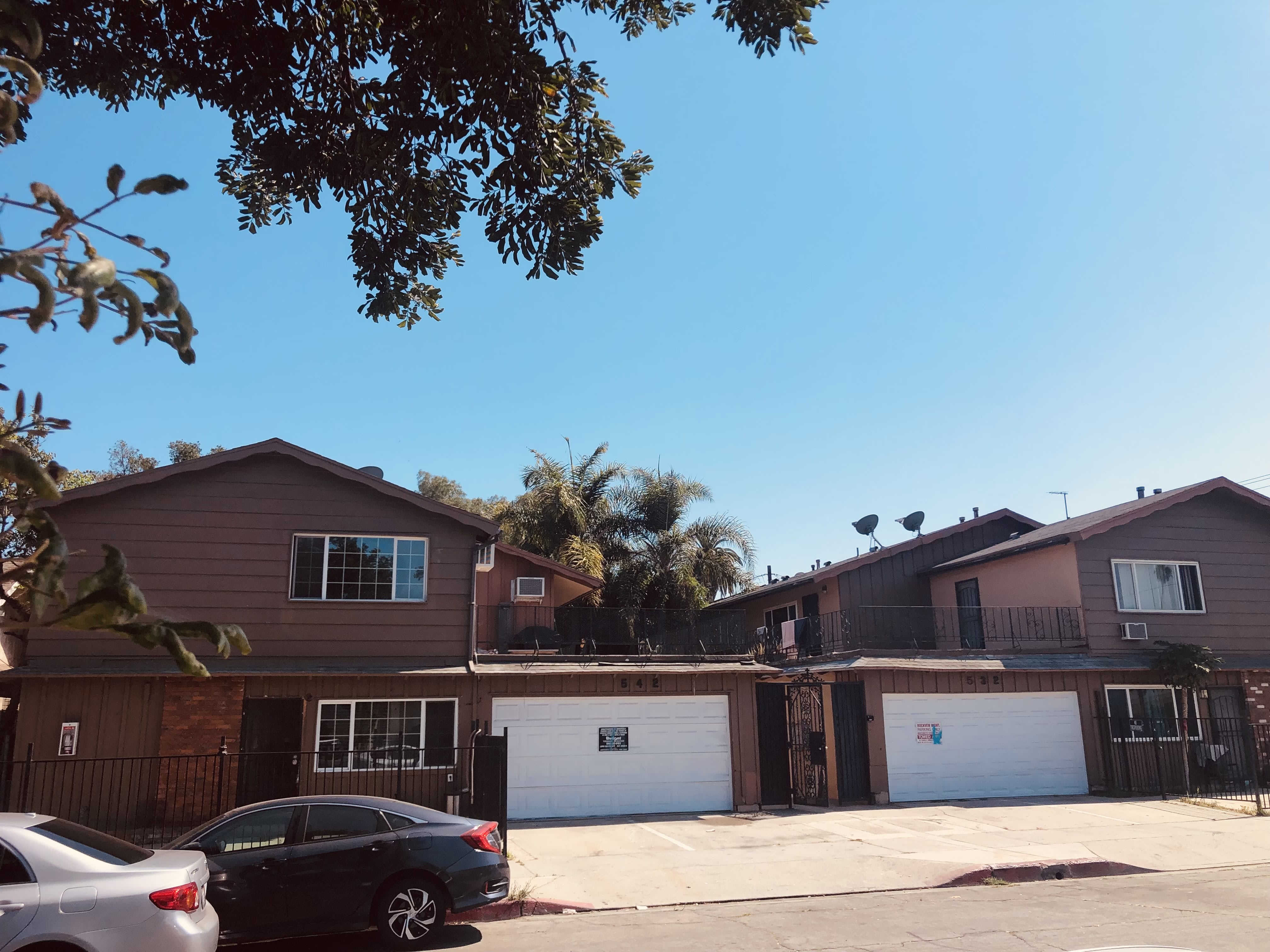 542 E Rhea St – photo 2
