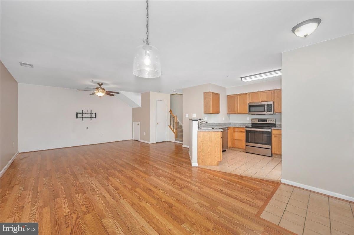 4946 WHITNEY Terrace – photo 2