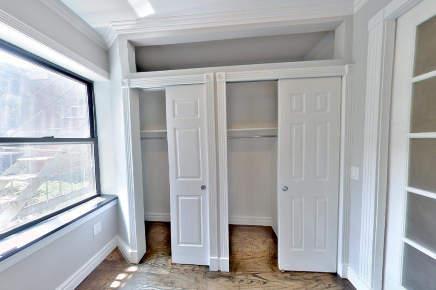 444 W 52Nd – photo 4