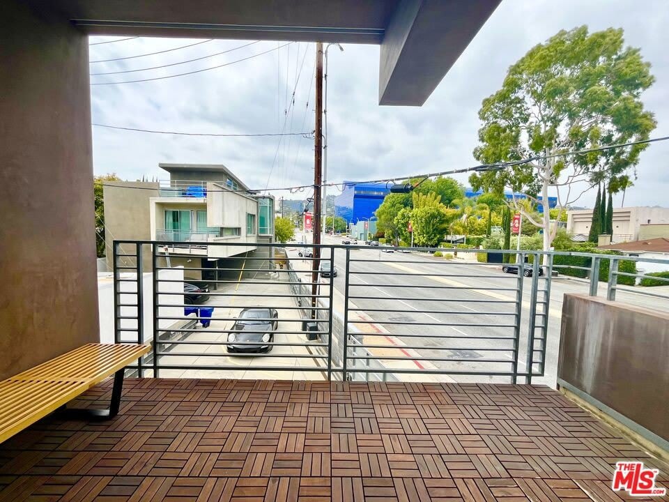 505 N San Vicente Blvd – photo 4