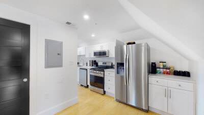 659 South St – photo 1