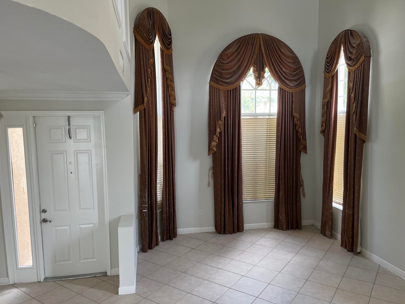 2064 Reston Circle – photo 5