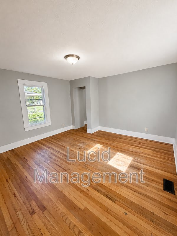 1512 Bluegrass Avenue – photo 4