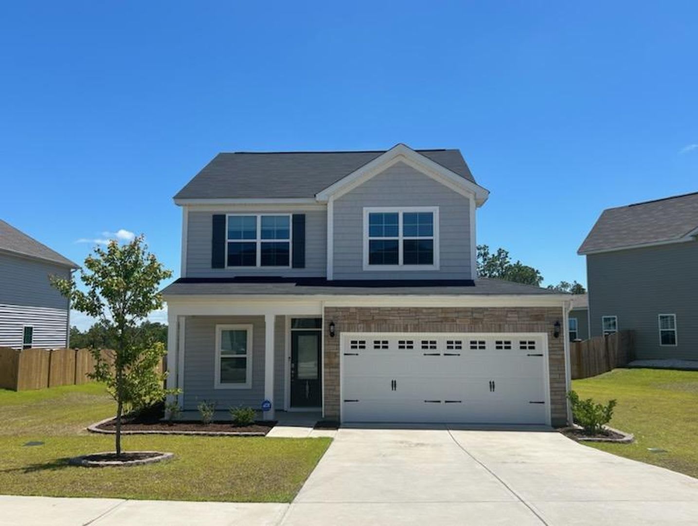 Wonderful Four Bedroom Home Located in the Ashcroft Community! – photo 1