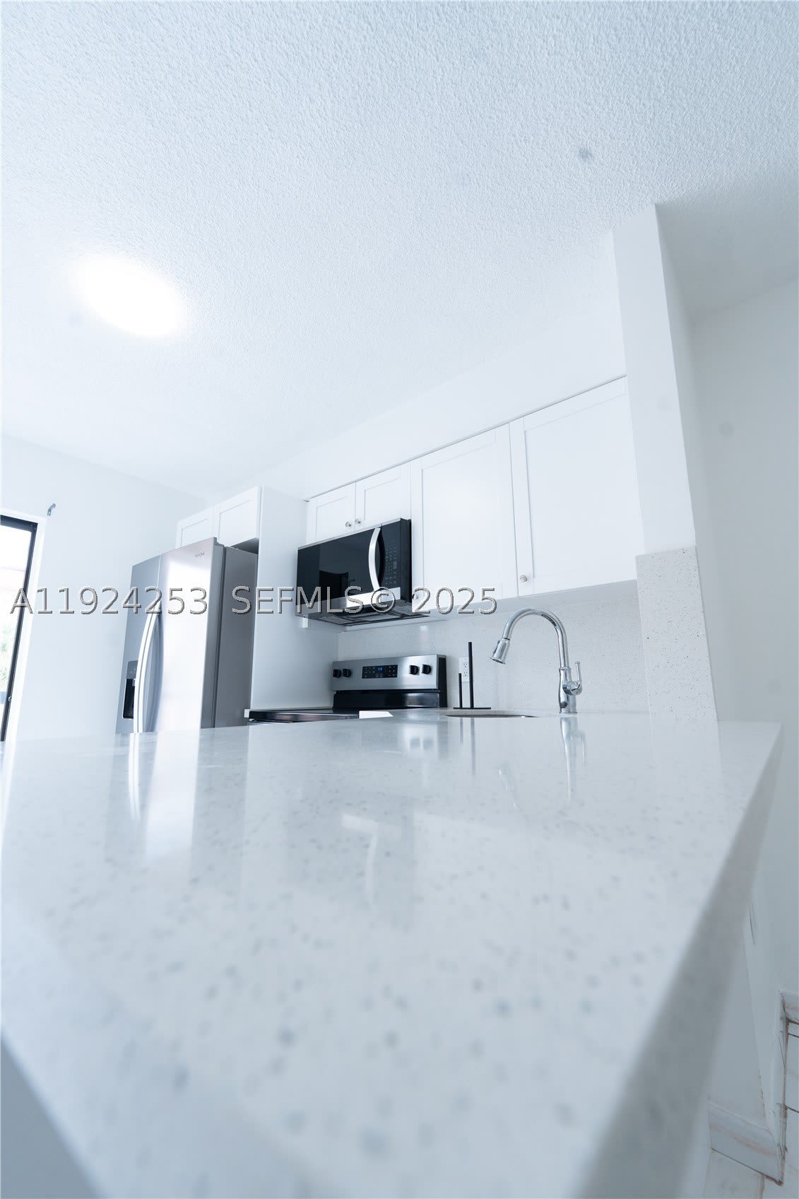5300 W 21st Ct – photo 3