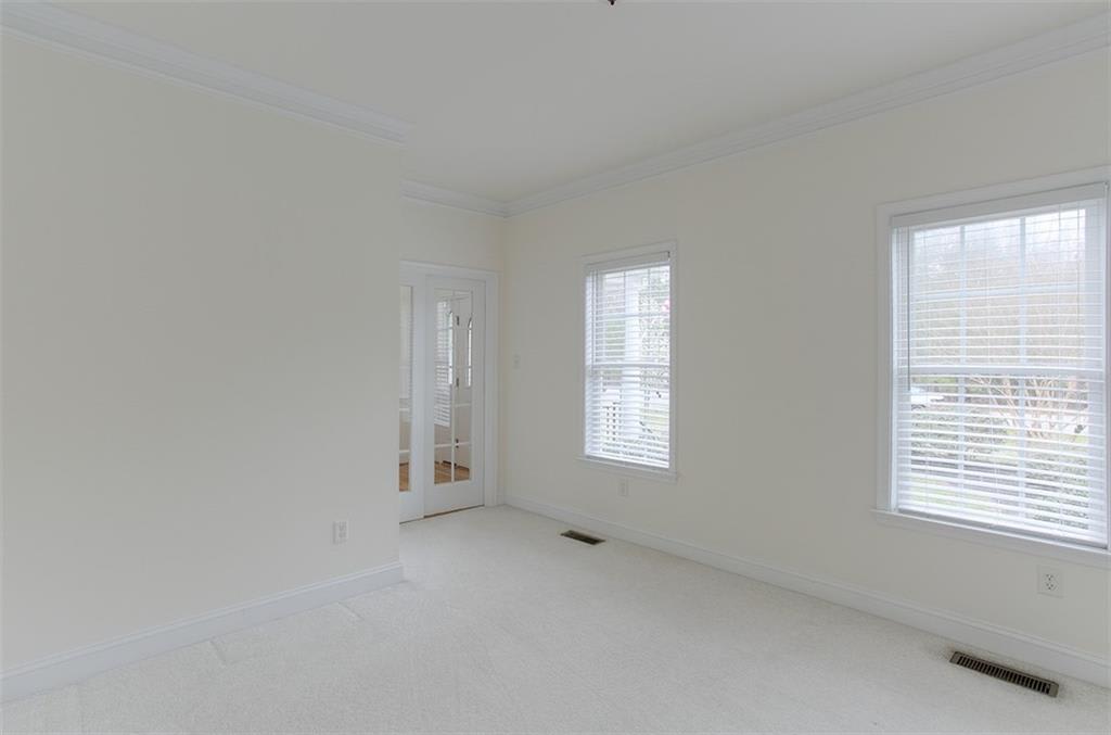 613 Greyshire Drive – photo 5