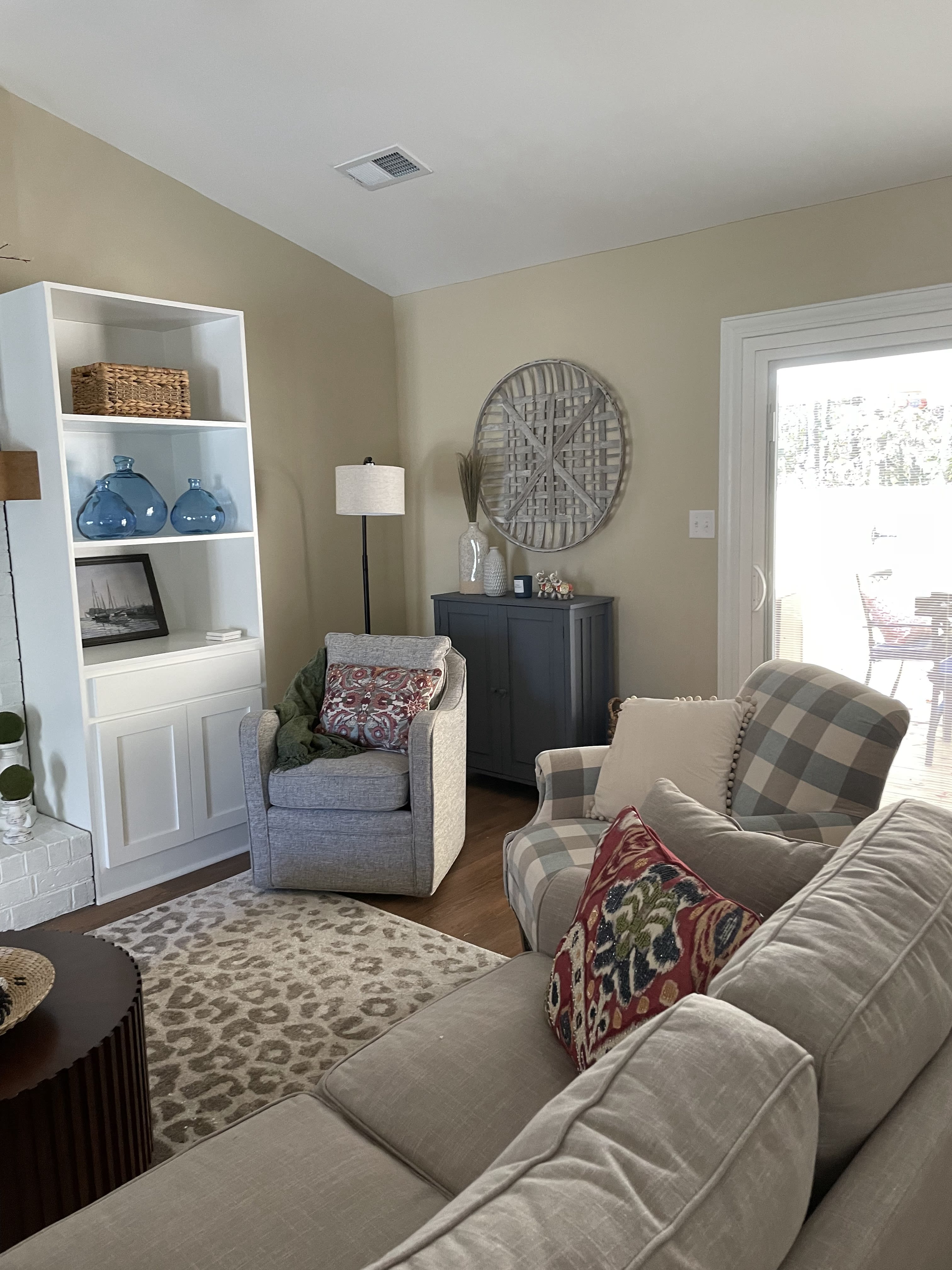 218 Woodhaven Court – photo 2