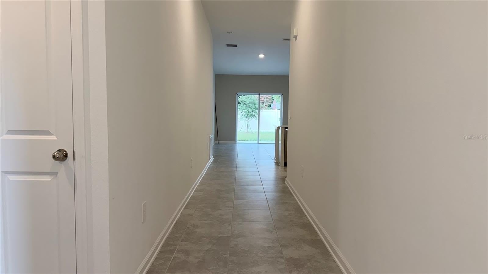1129 Deepwater Circle – photo 3