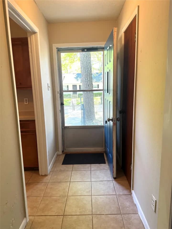 3001 Brook Drive – photo 2