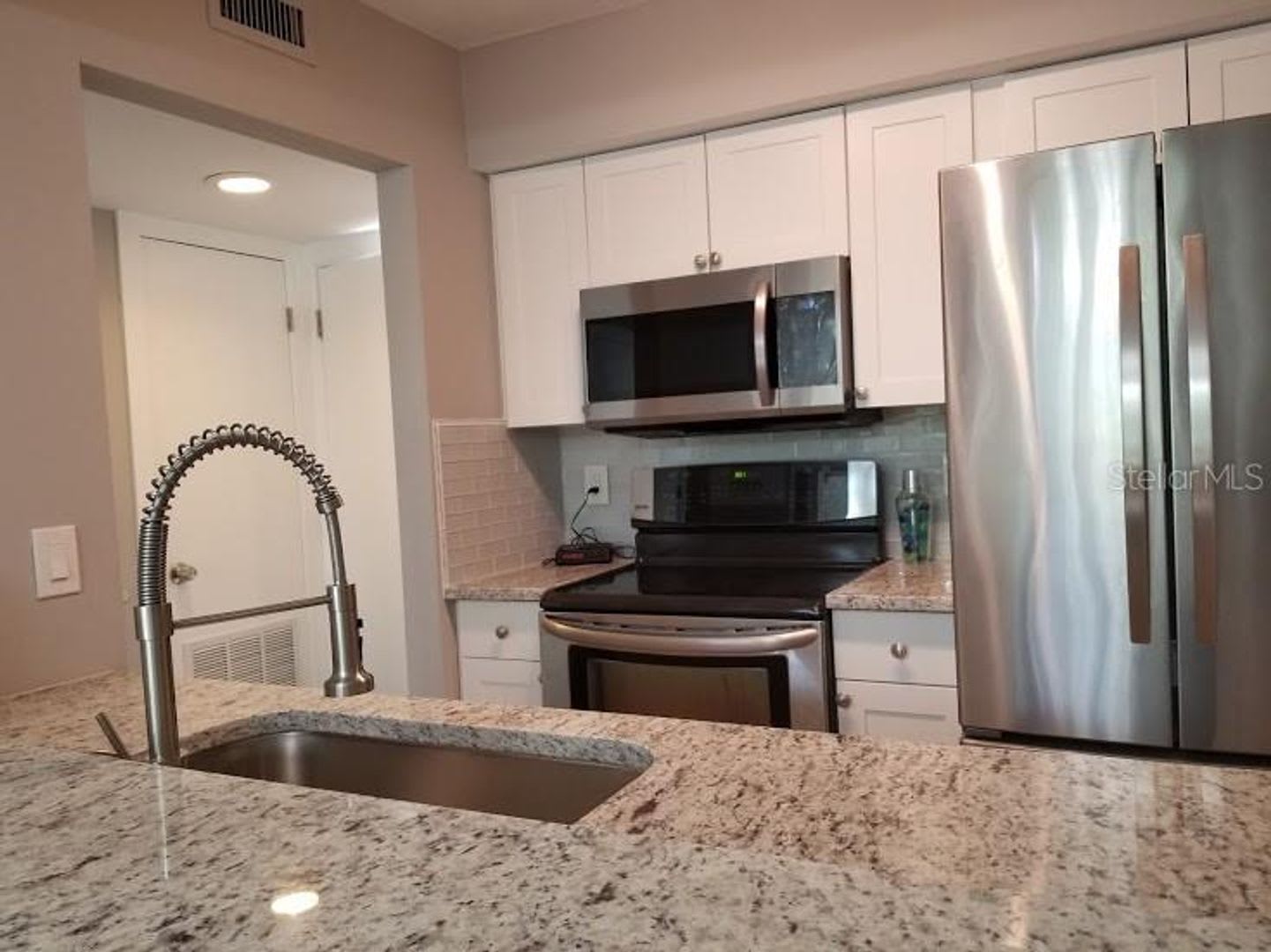 1 Bedroom 1 1 2 Bath Loft Condo At 5101 Eaglesmere Drive Unit B03 Orlando Fl 32819 – photo 3