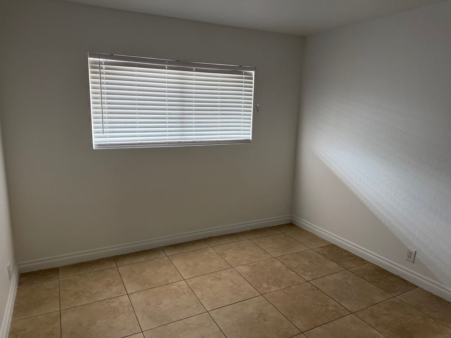 Affordable 1 Bedroom Condo in Central Las Vegas – photo 3