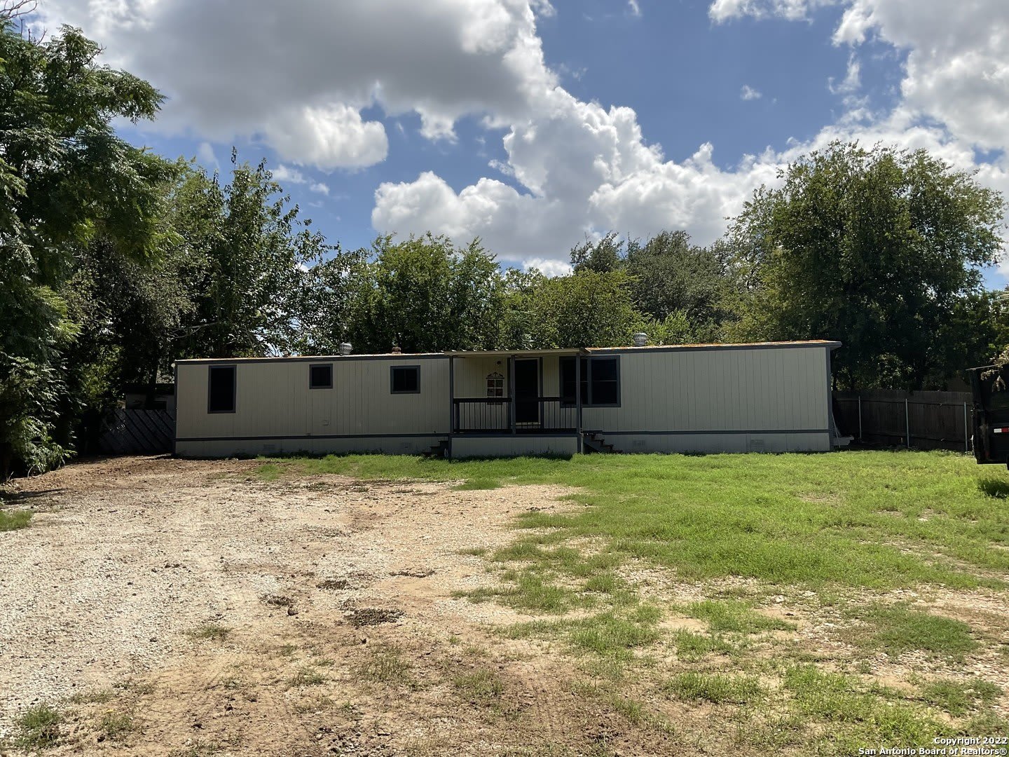 11916 GRAPEVINE ST – photo 1