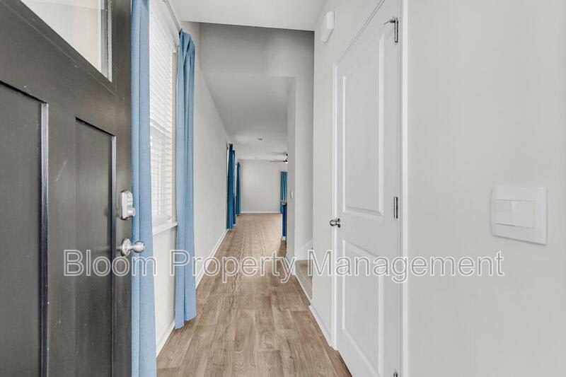 828 Lilyford Ln – photo 4