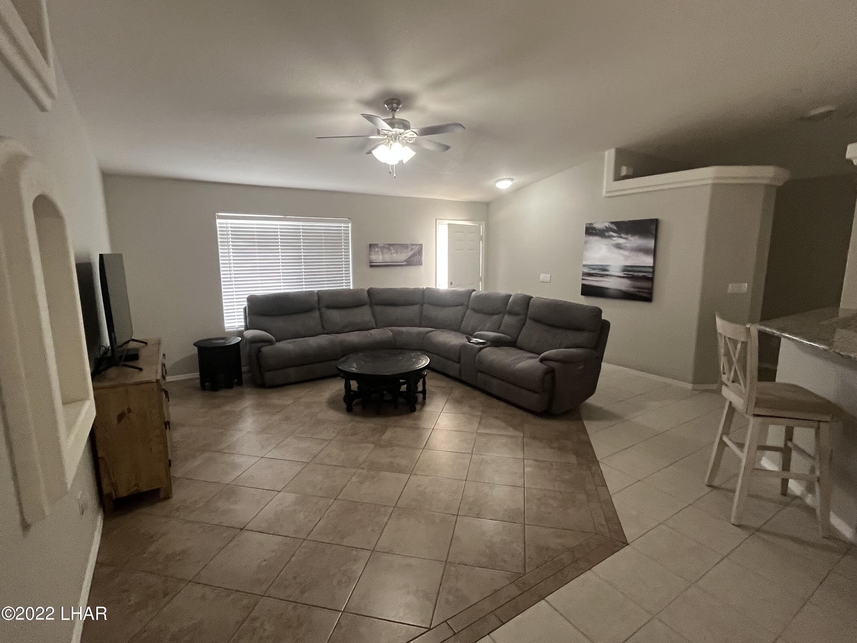 2570 Glengarry Dr – photo 3
