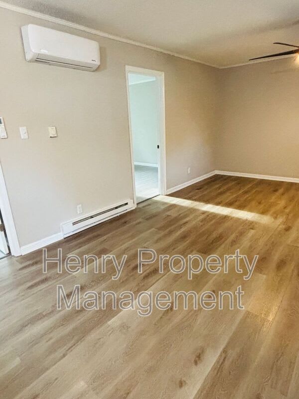 1122 Drew Street – photo 5