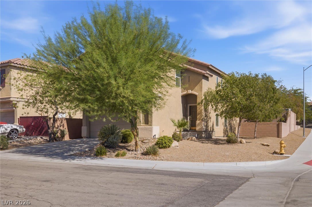 528 ROUND REIGN Avenue – photo 2