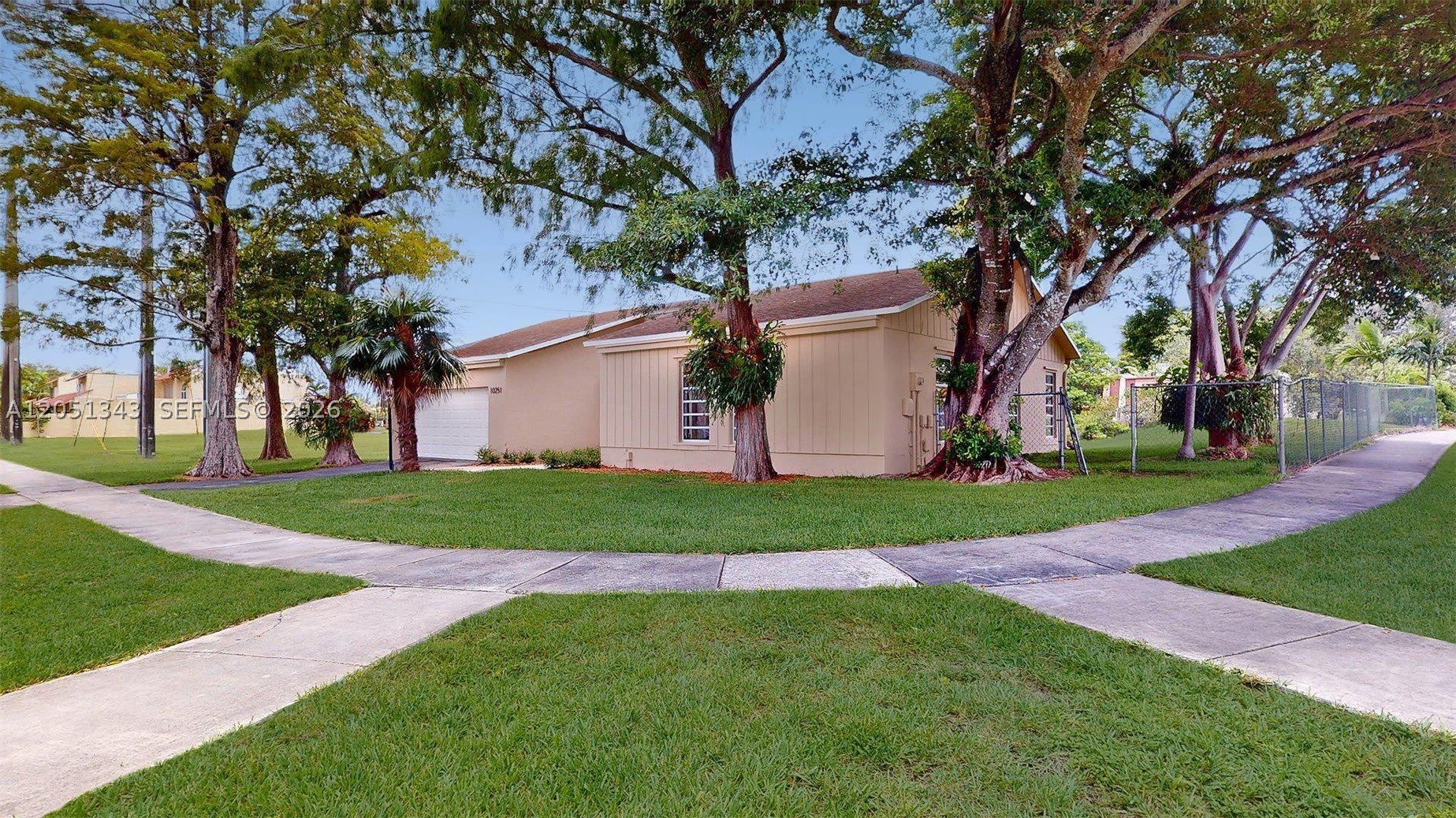 10251 SW 80th St – photo 3