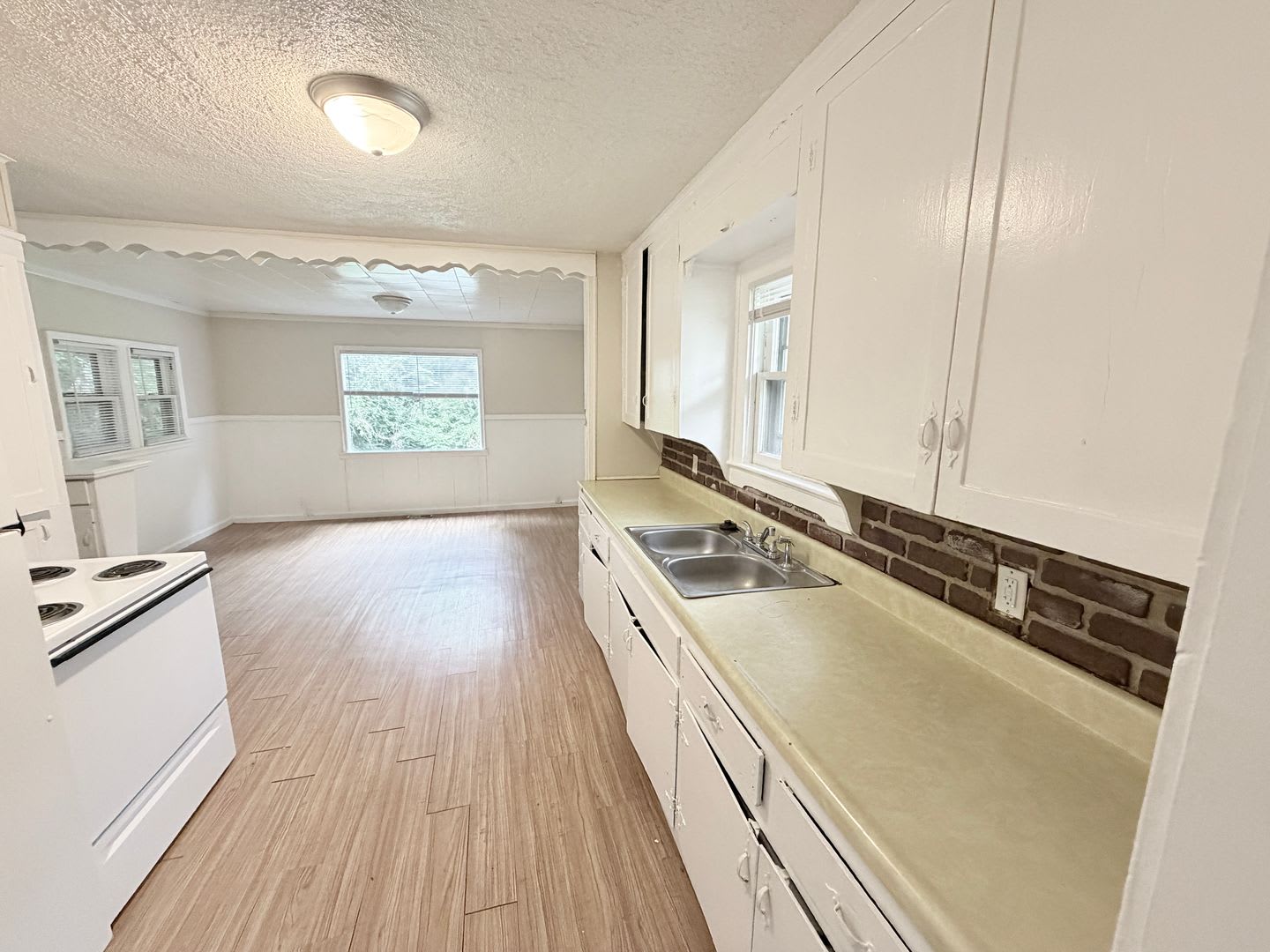 2837 N 42nd St – photo 4