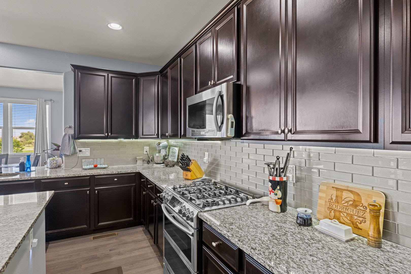Gorgeous home with spectacular Front Range views! – photo 5