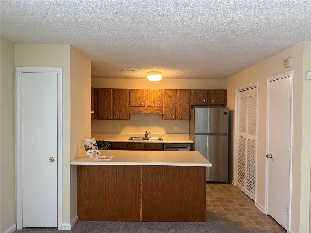 1600 Oakpointe Drive SW – photo 5