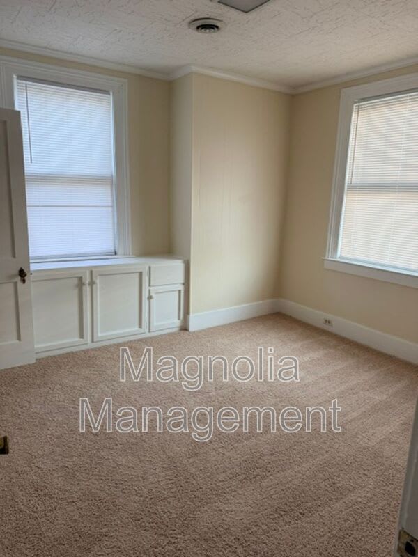 145 W Young Ave – photo 3
