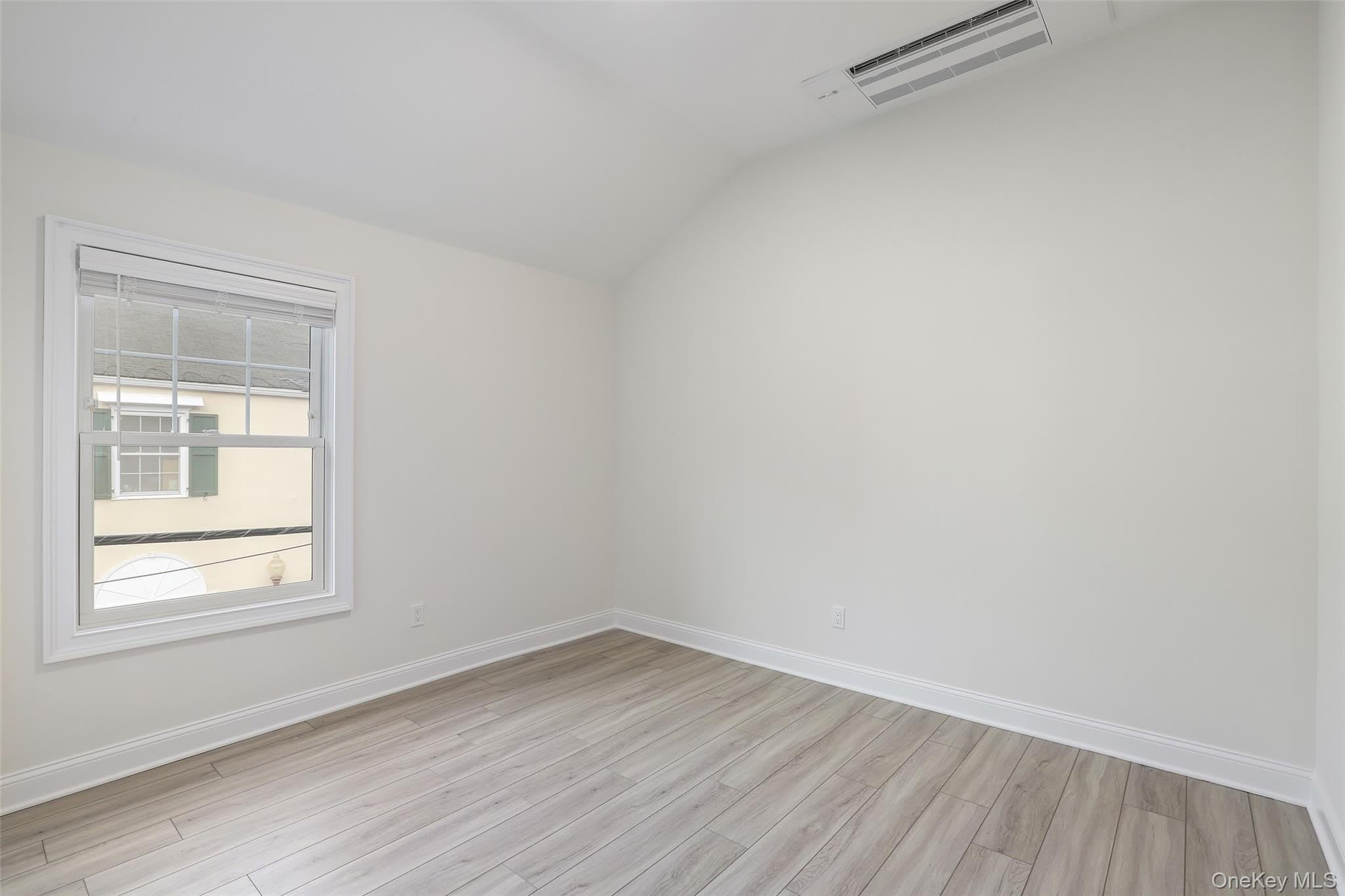 225 Katonah Avenue – photo 4