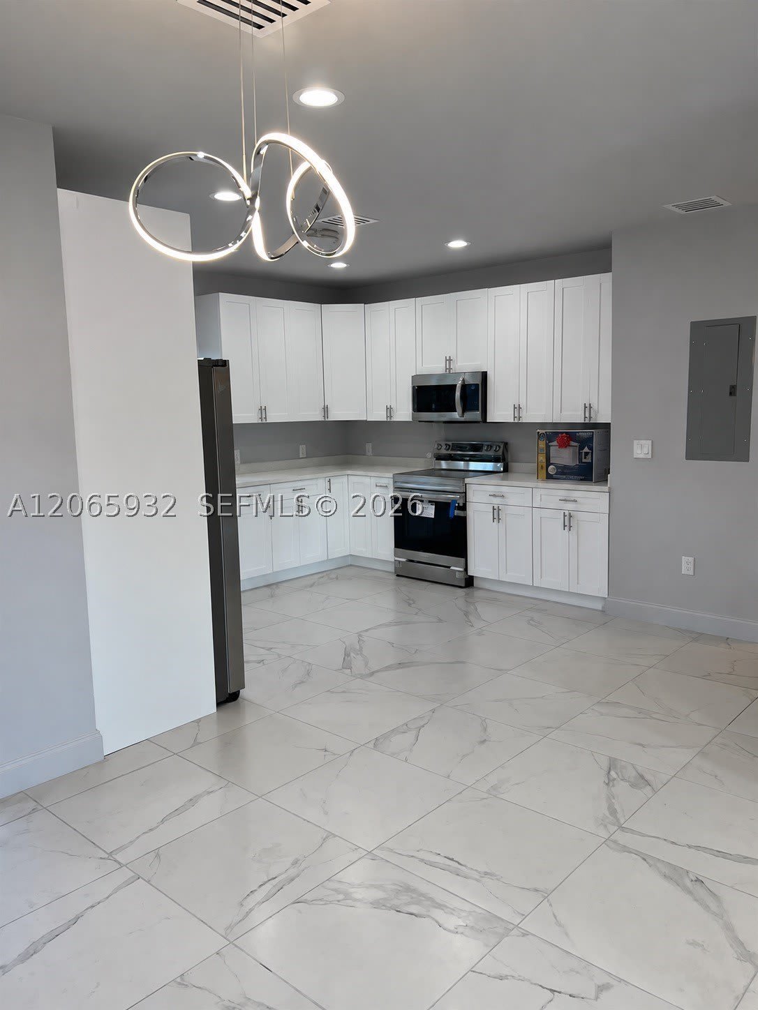 1311 NW 52nd St – photo 3