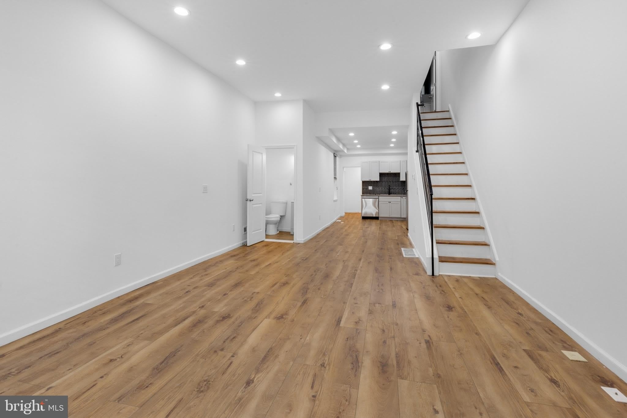 2516 W Master Street – photo 2