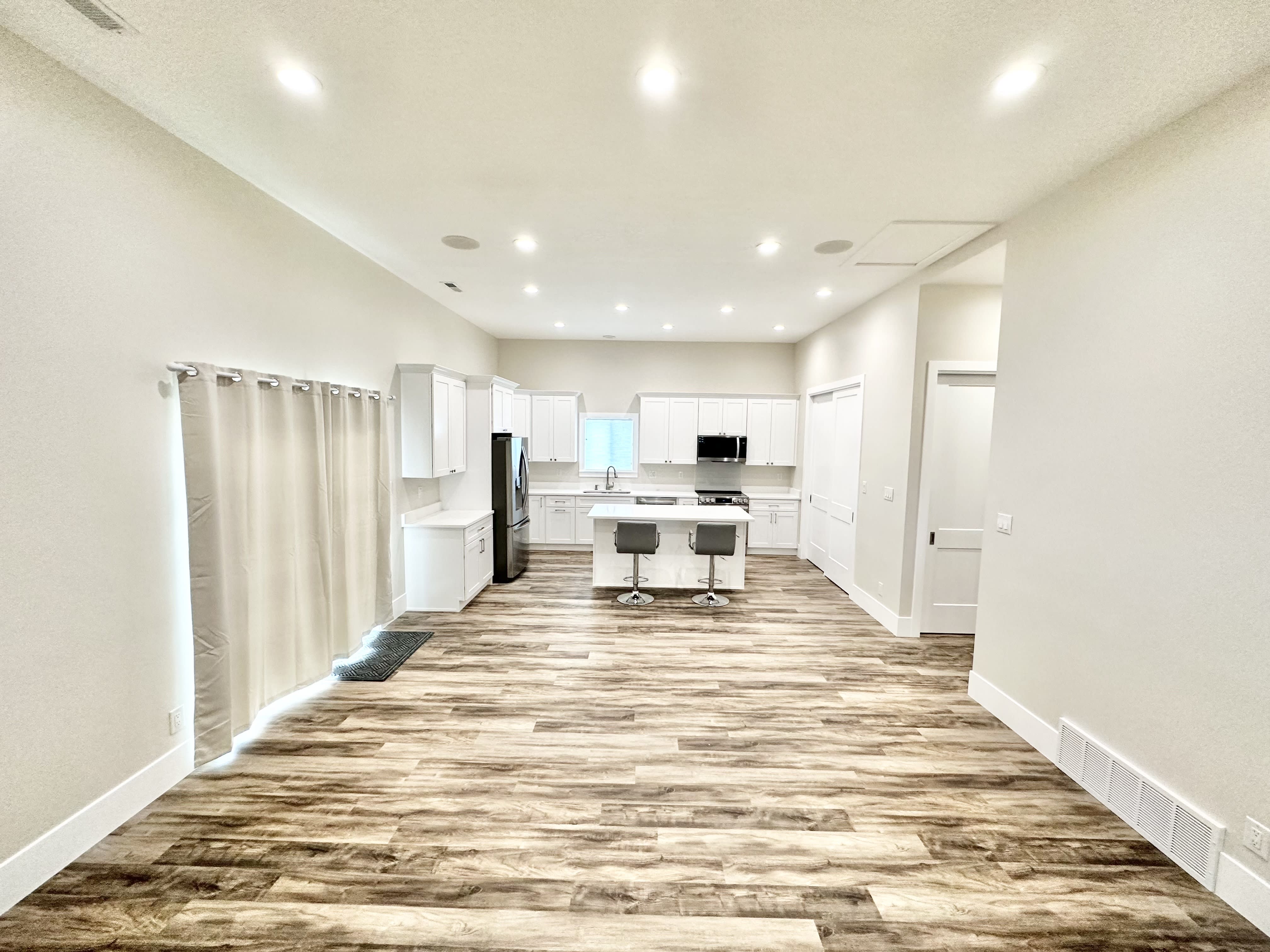 8730 South 1645 East – photo 3