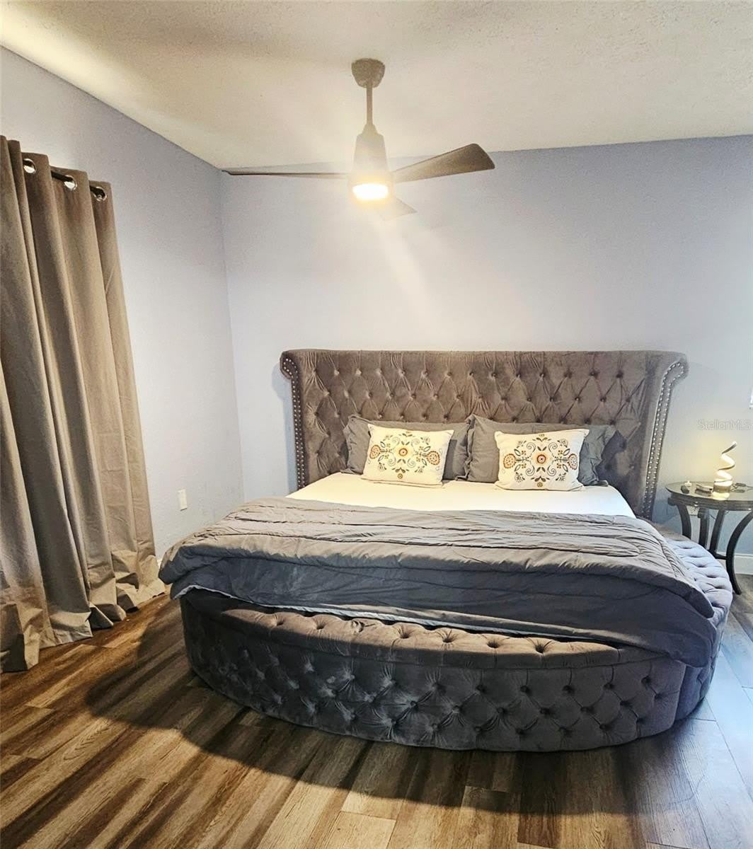 7714 Deleuil Avenue – photo 2