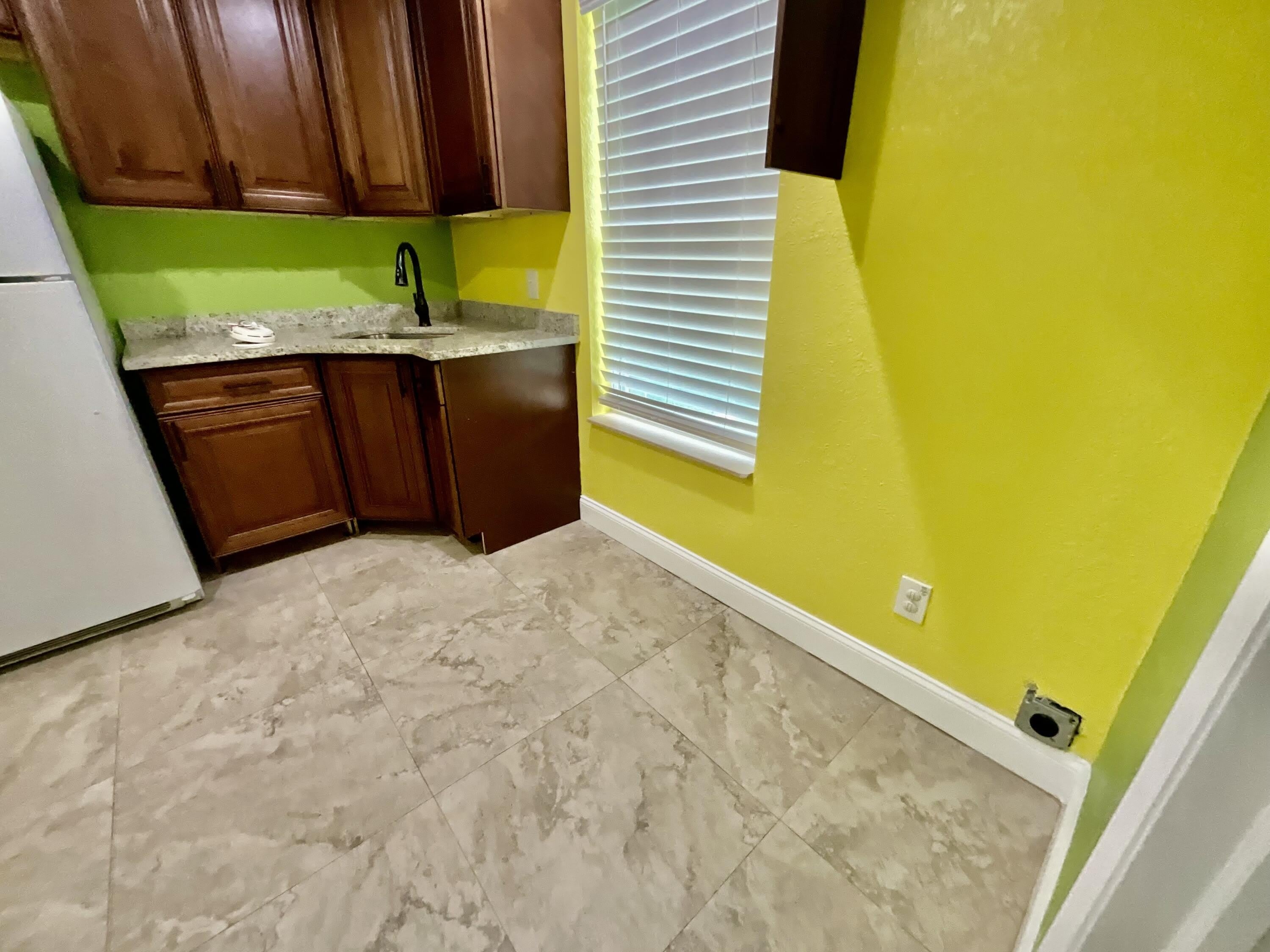 315 SW Dwight Avenue – photo 4