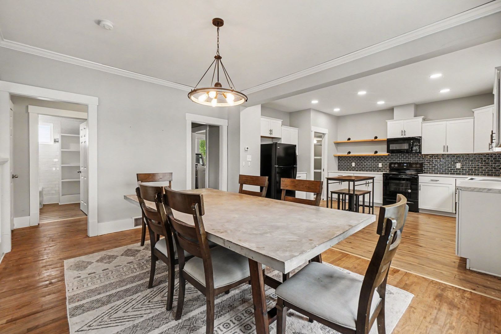 Spacious 4 Bedroom Omaha Home Ready for Rent! – photo 1