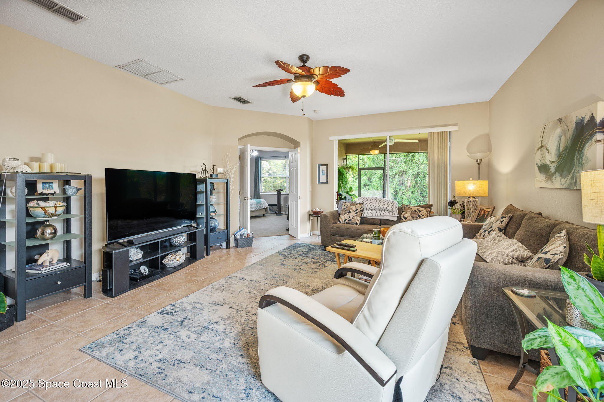 1749 Tullagee Avenue – photo 5
