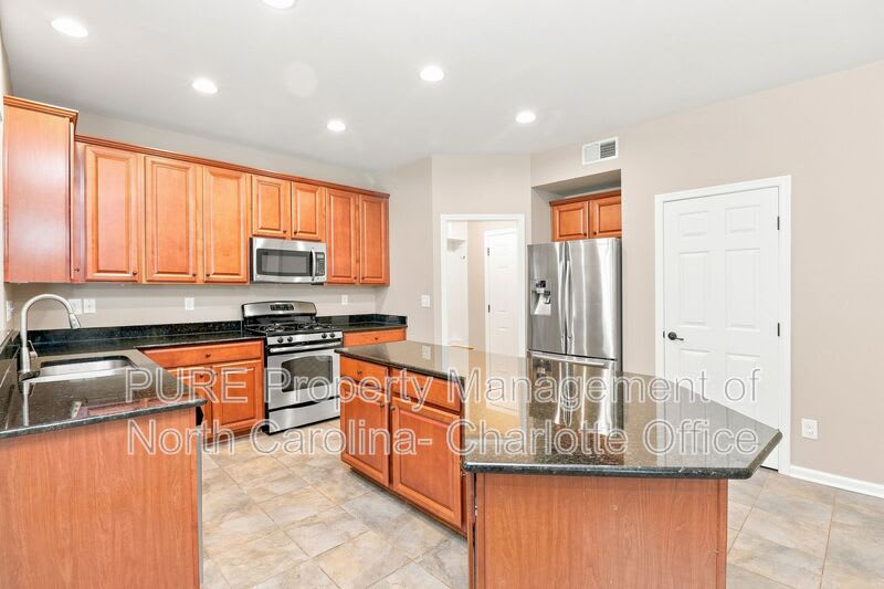 3007 Fallondale Rd – photo 5